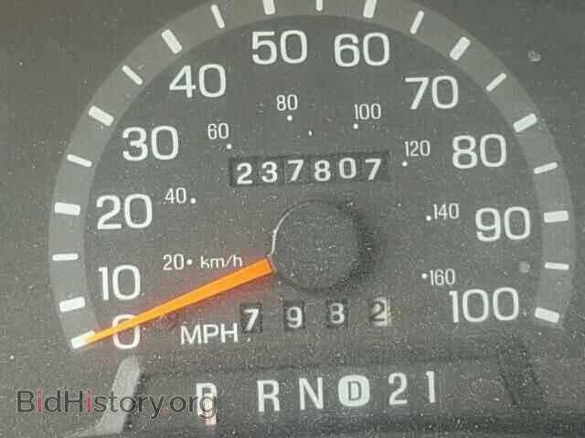 2000 FORD ECONOLINE - VIN: 1FTNE24L5YHC04569 - Photo 8