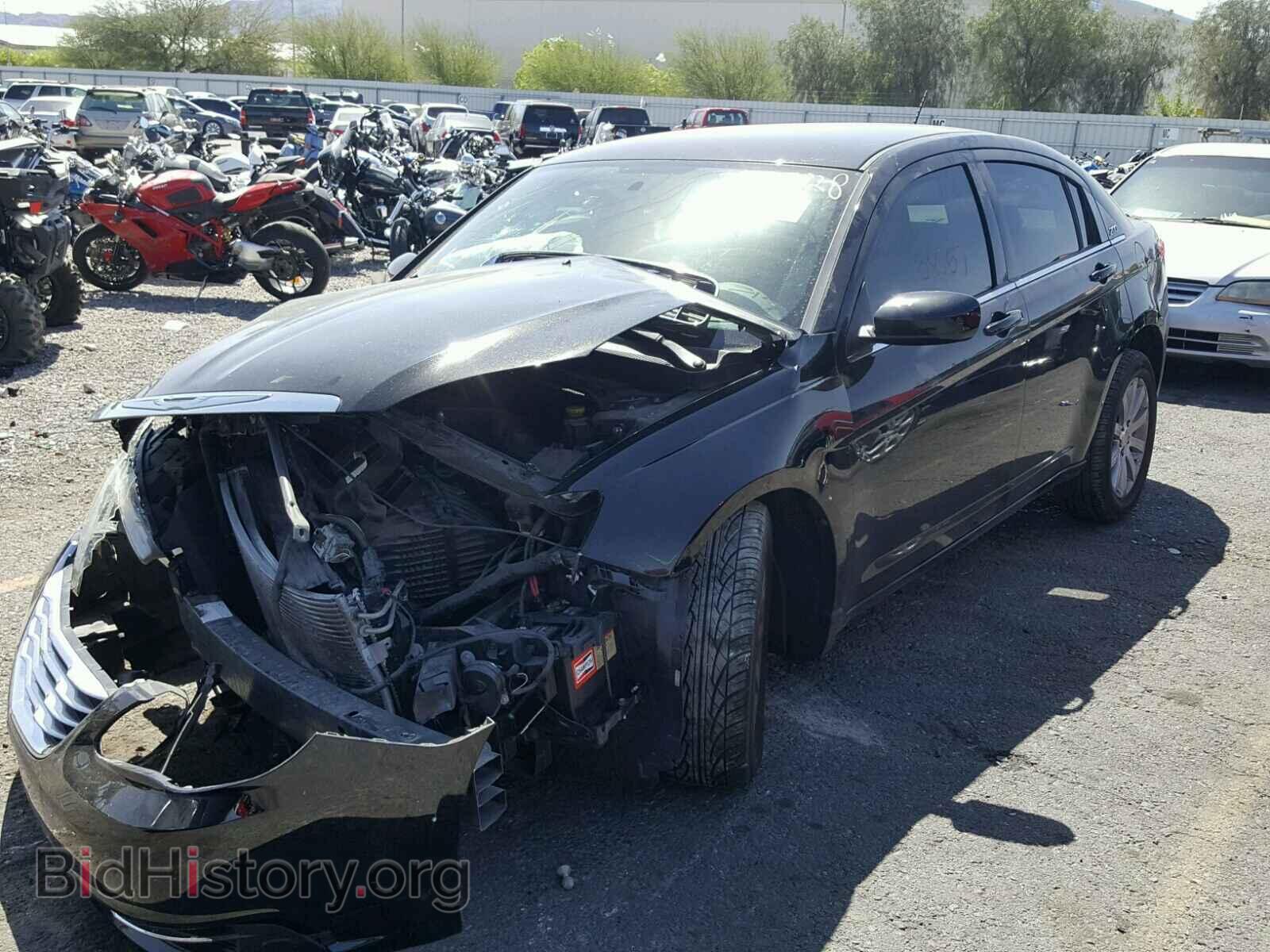 2014 CHRYSLER 200 - VIN: 1C3CCBBB5EN102052 - Фото 2
