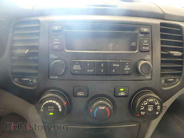 2007 KIA OPTIMA - VIN: KNAGE123875117185 - Фото 9