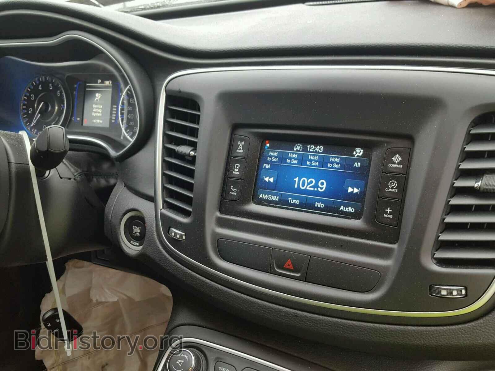 2015 CHRYSLER 200 - VIN: 1C3CCCAB9FN569029 - Фото 9