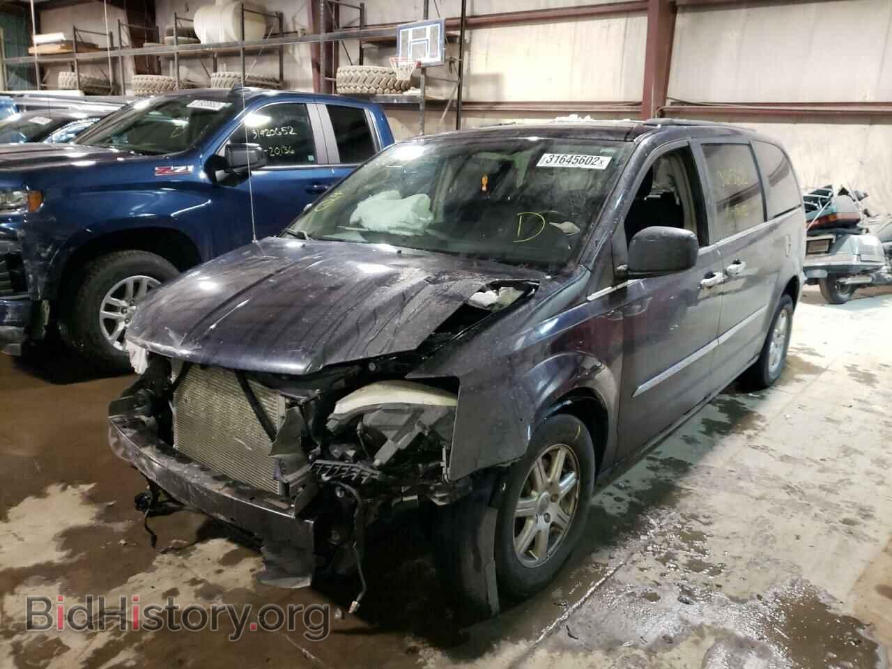 2011 CHRYSLER MINIVAN - VIN: 2A4RR5DG9BR702211 - Фото 2