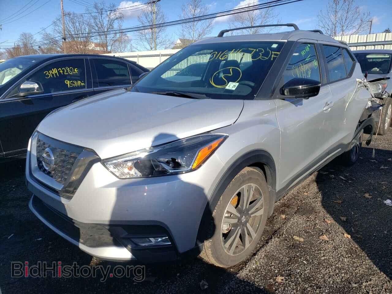 2019 NISSAN KICKS - VIN: 3N1CP5CU3KL531738 - Фото 2