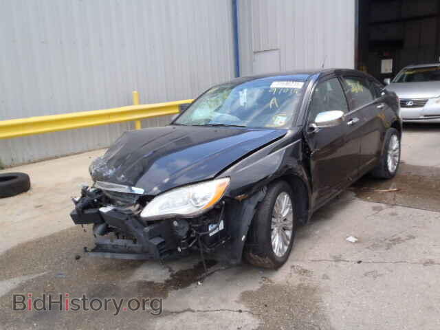 2011 CHRYSLER 200 - VIN: 1C3BC2FG5BN516218 - Фото 2