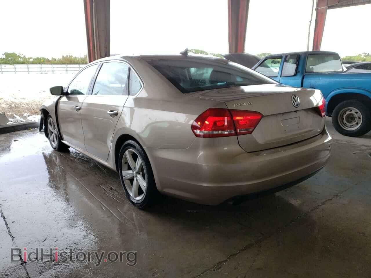 2015 VOLKSWAGEN PASSAT - VIN: 1VWAT7A3XFC084944 - Фото 3