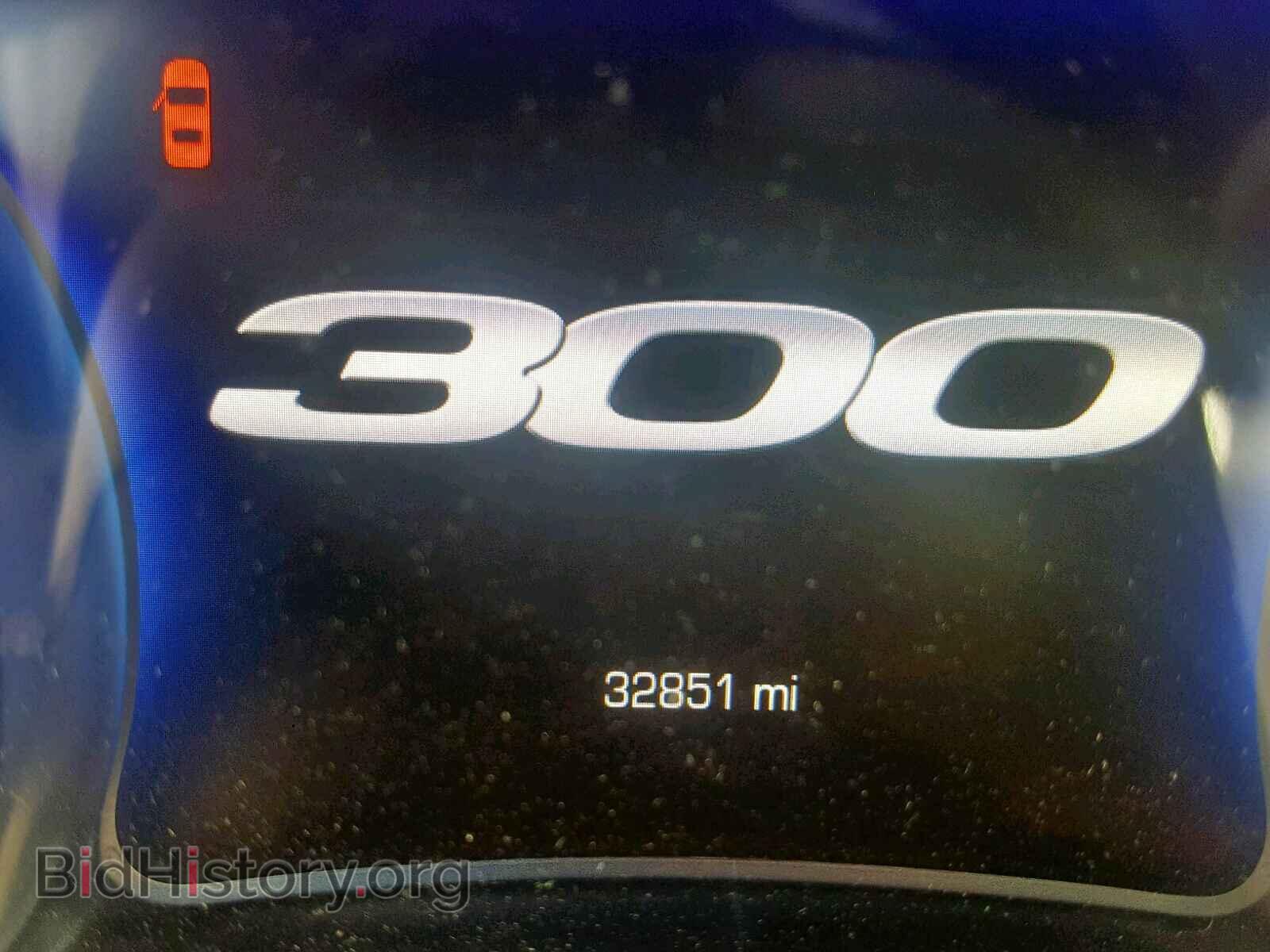 2017 CHRYSLER 300 - VIN: 2C3CCAAG1HH506194 - Фото 4