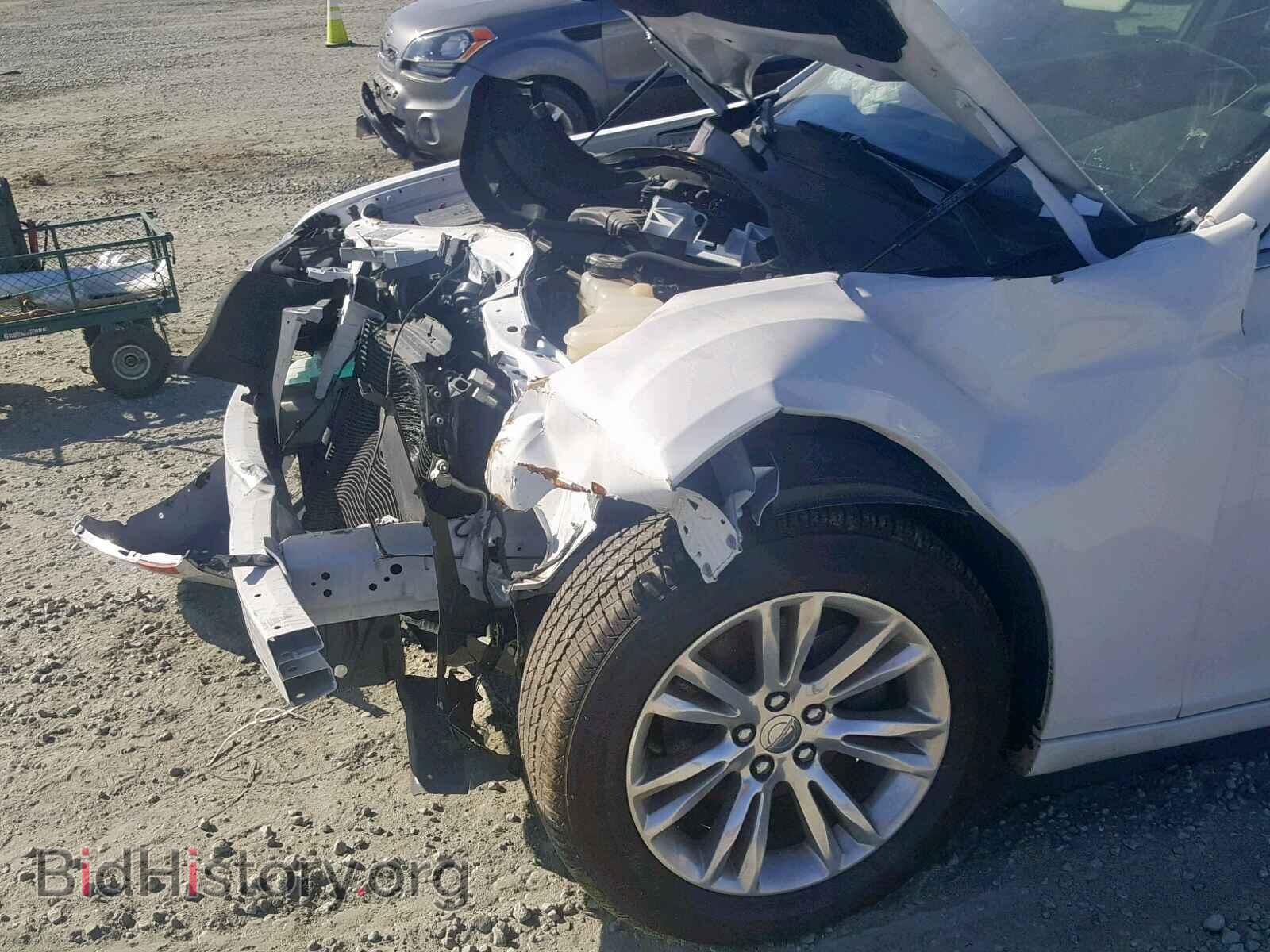 2017 CHRYSLER 300 - VIN: 2C3CCAAG1HH506194 - Фото 5
