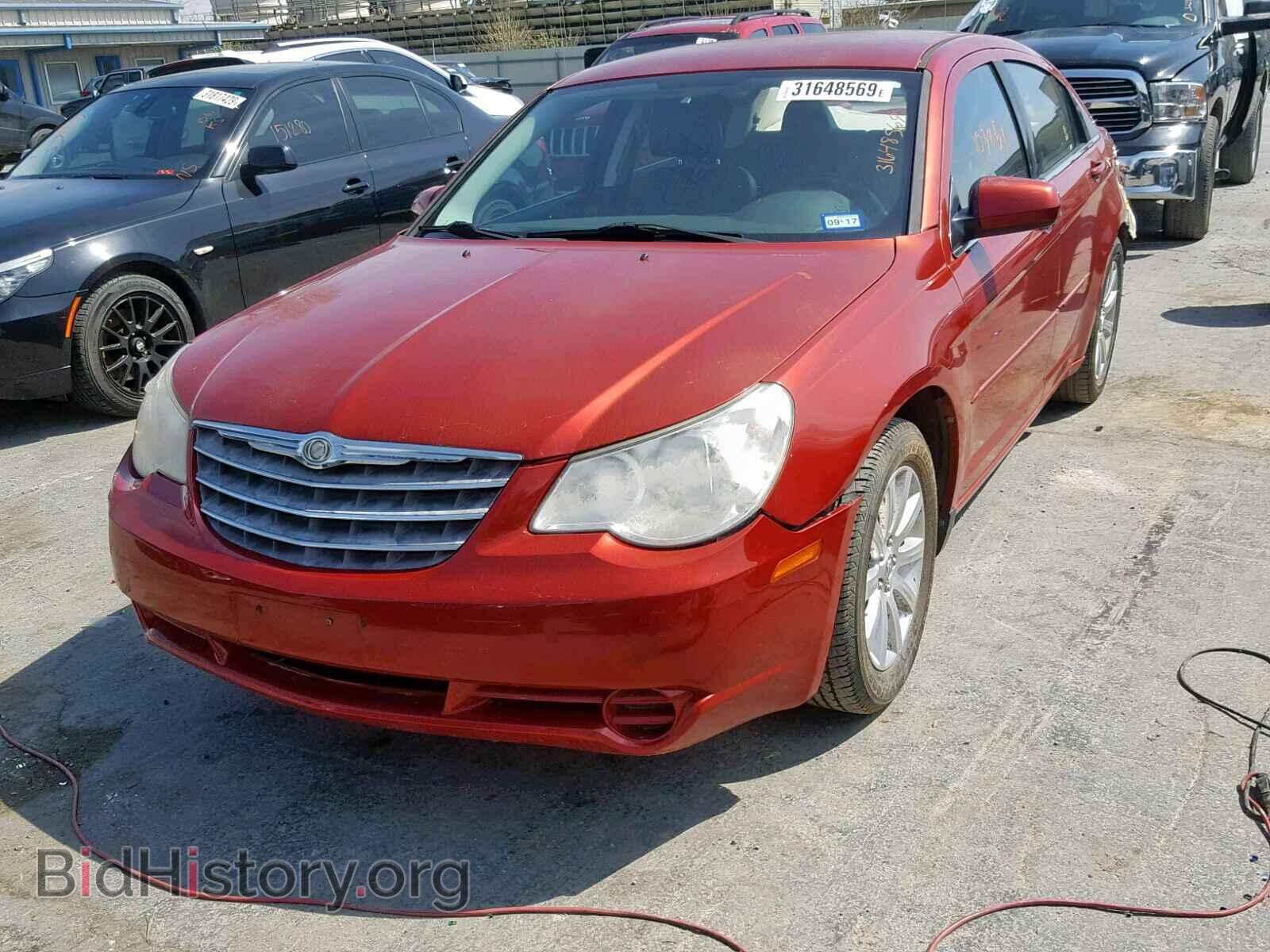 2010 CHRYSLER SEBRING - VIN: 1C3CC5FB7AN141005 - Фото 2