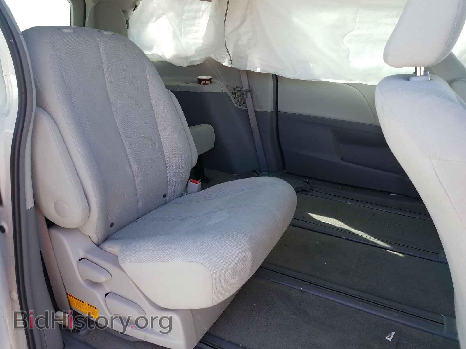 2013 TOYOTA SIENNA - VIN: 5TDZK3DC8DS336442 - Фото 6