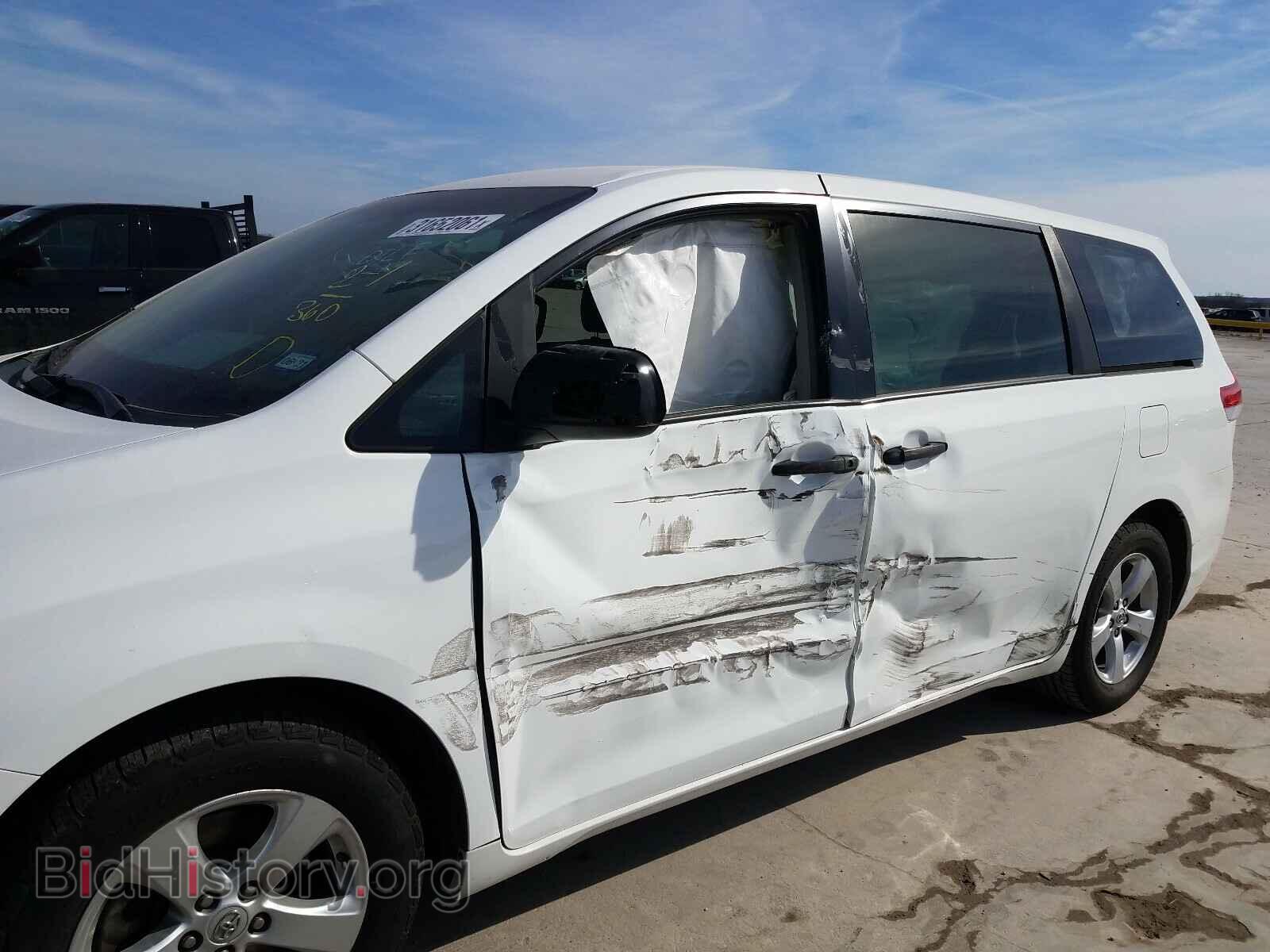 2013 TOYOTA SIENNA - VIN: 5TDZK3DC8DS336442 - Фото 9