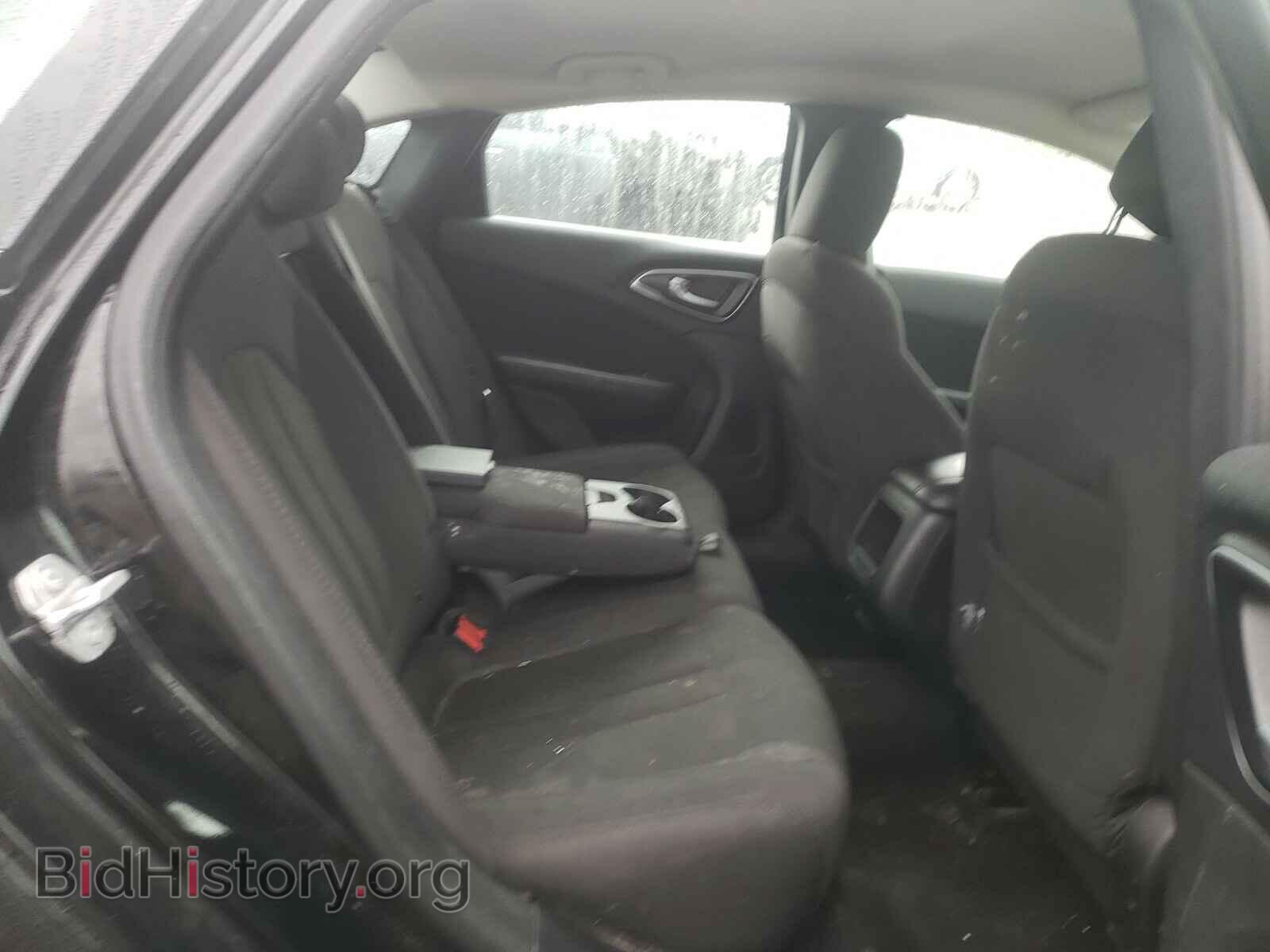 2016 CHRYSLER 200 - VIN: 1C3CCCAB2GN112841 - Photo 6