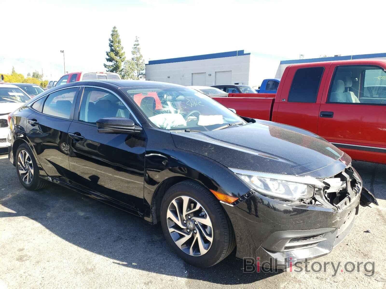 Photo 2HGFC2F79JH605537 - HONDA CIVIC 2018