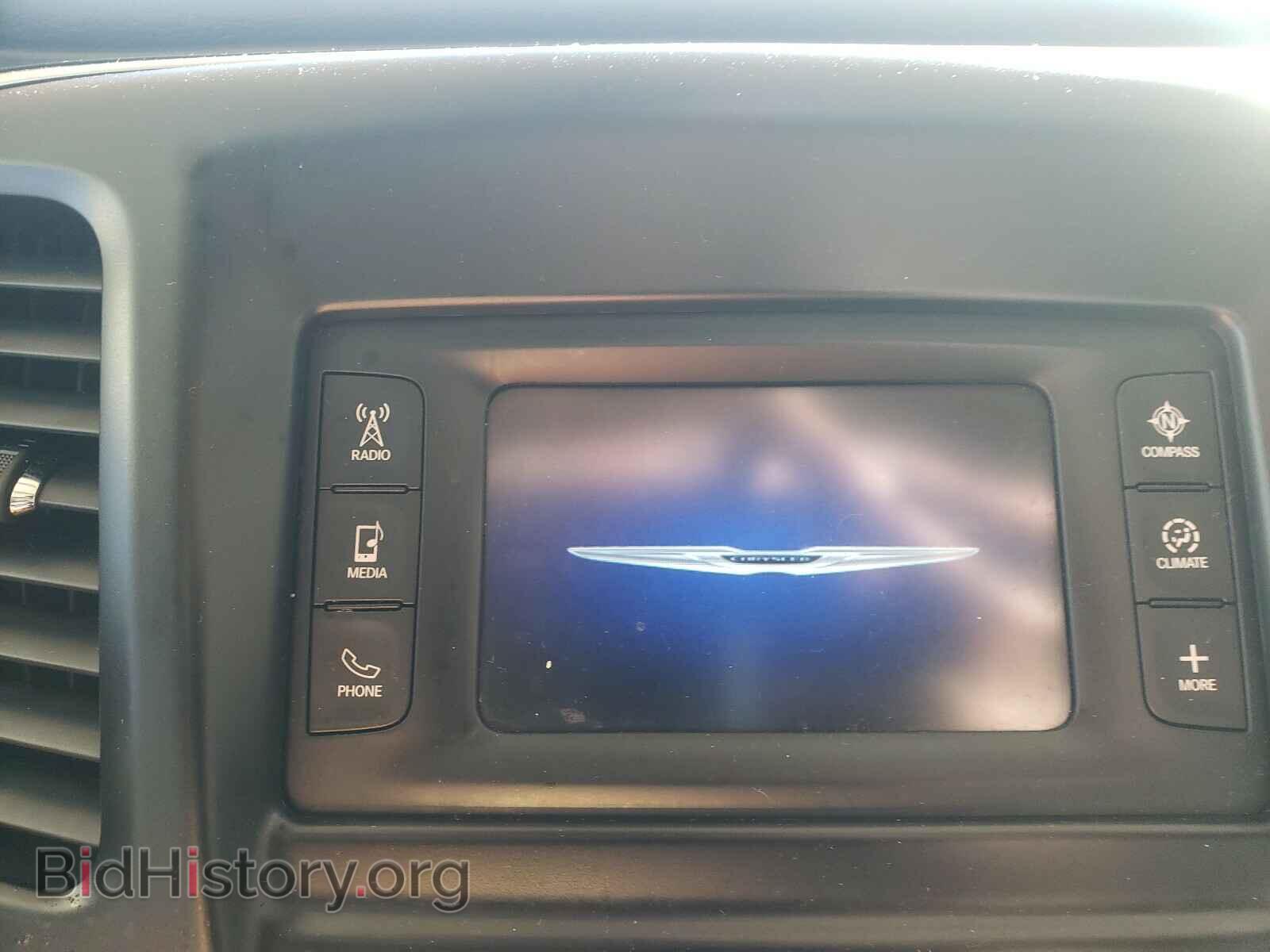 2016 CHRYSLER 200 - VIN: 1C3CCCFB7GN186961 - Photo 9