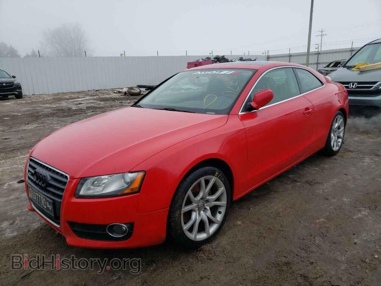 2010 AUDI A5 - VIN: WAUCFAFR3AA060368 - Фото 2