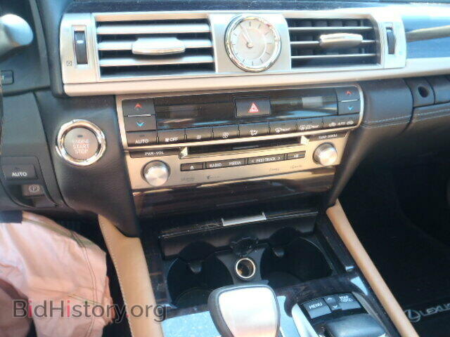 2013 LEXUS LS460 - VIN: JTHBL5EF6D5124632 - Photo 9
