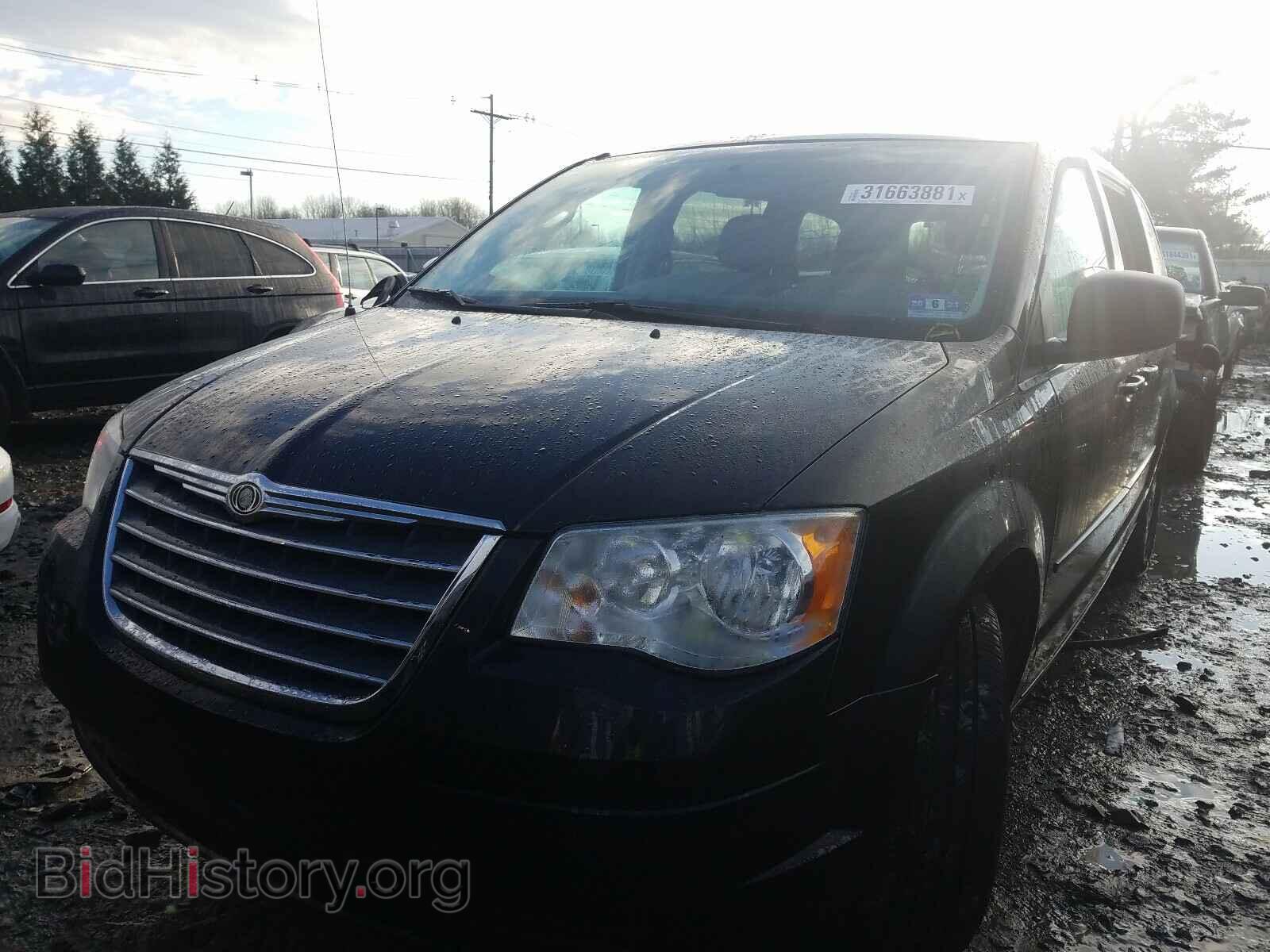 2010 CHRYSLER MINIVAN - VIN: 2A4RR4DEXAR188571 - Photo 2