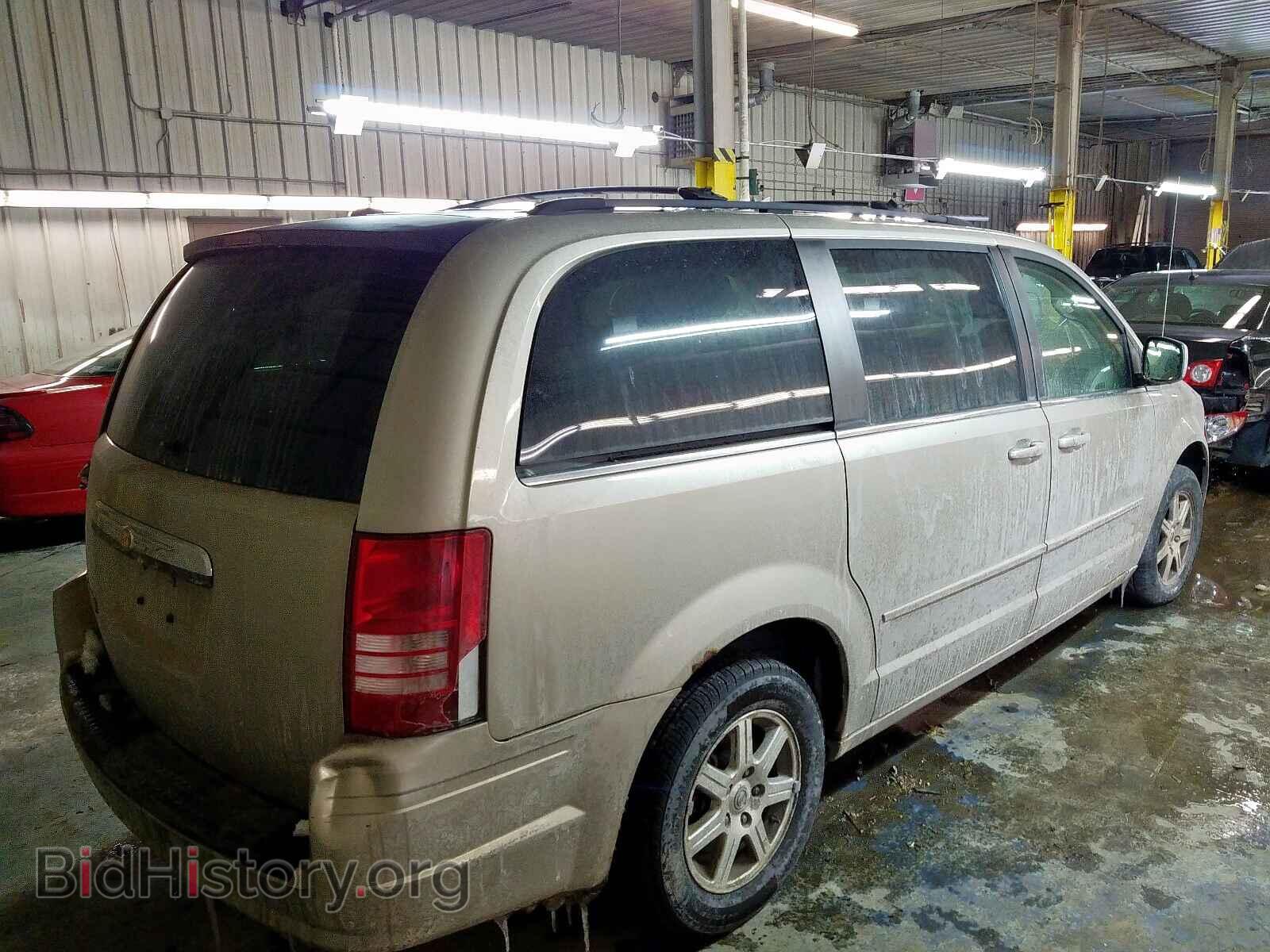 2008 CHRYSLER MINIVAN - VIN: 2A8HR54P48R728573 - Фото 4