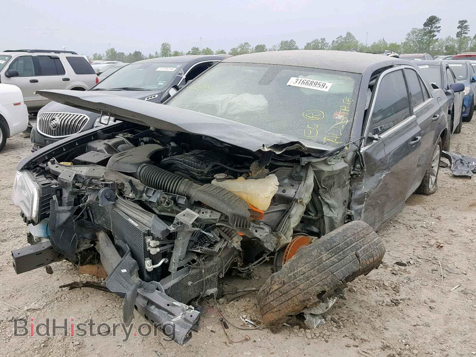2015 CHRYSLER 300 - VIN: 2C3CCAAG9FH894031 - Фото 2