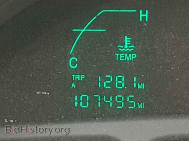 2004 CADILLAC DEVILLE - VIN: 1G6KD54Y74U231733 - Photo 8