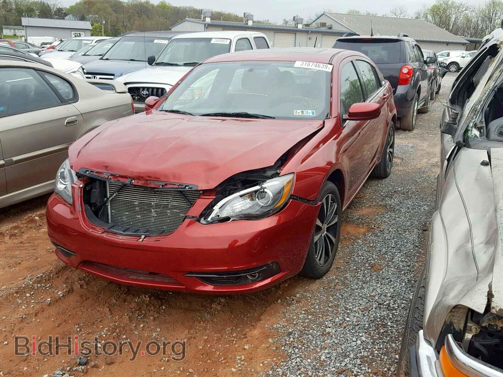 2012 CHRYSLER 200 - VIN: 1C3CCBHG5CN145841 - Фото 2