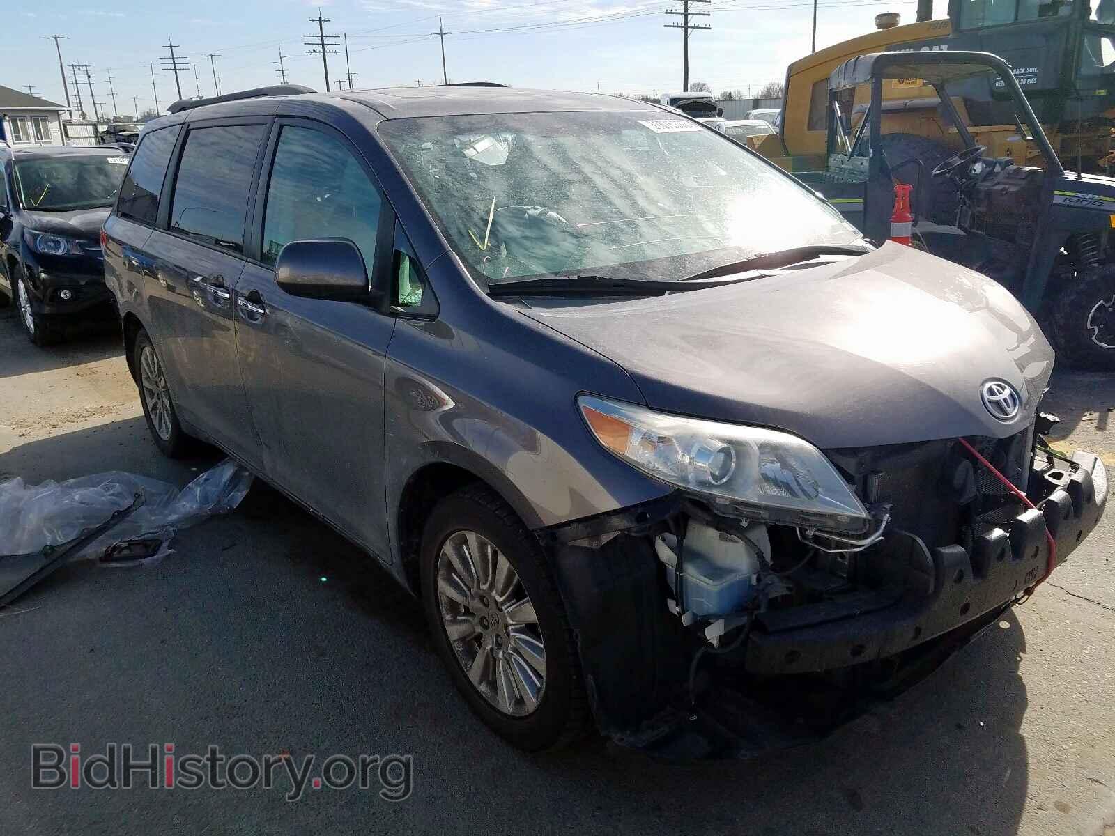 Фотография 5TDDK3DC2BS025645 - TOYOTA SIENNA 2011