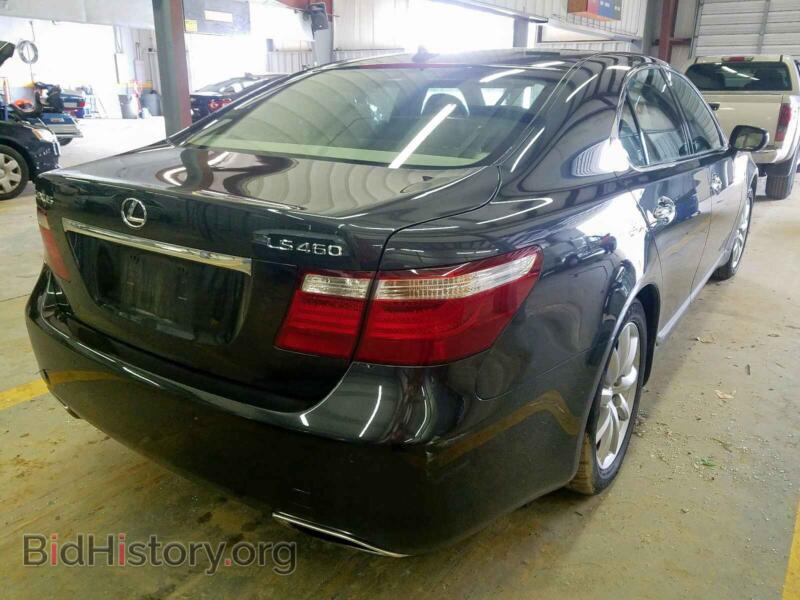 2007 Lexus LS460 (VIN JTHBL46F575009131) — фото 4 из 10