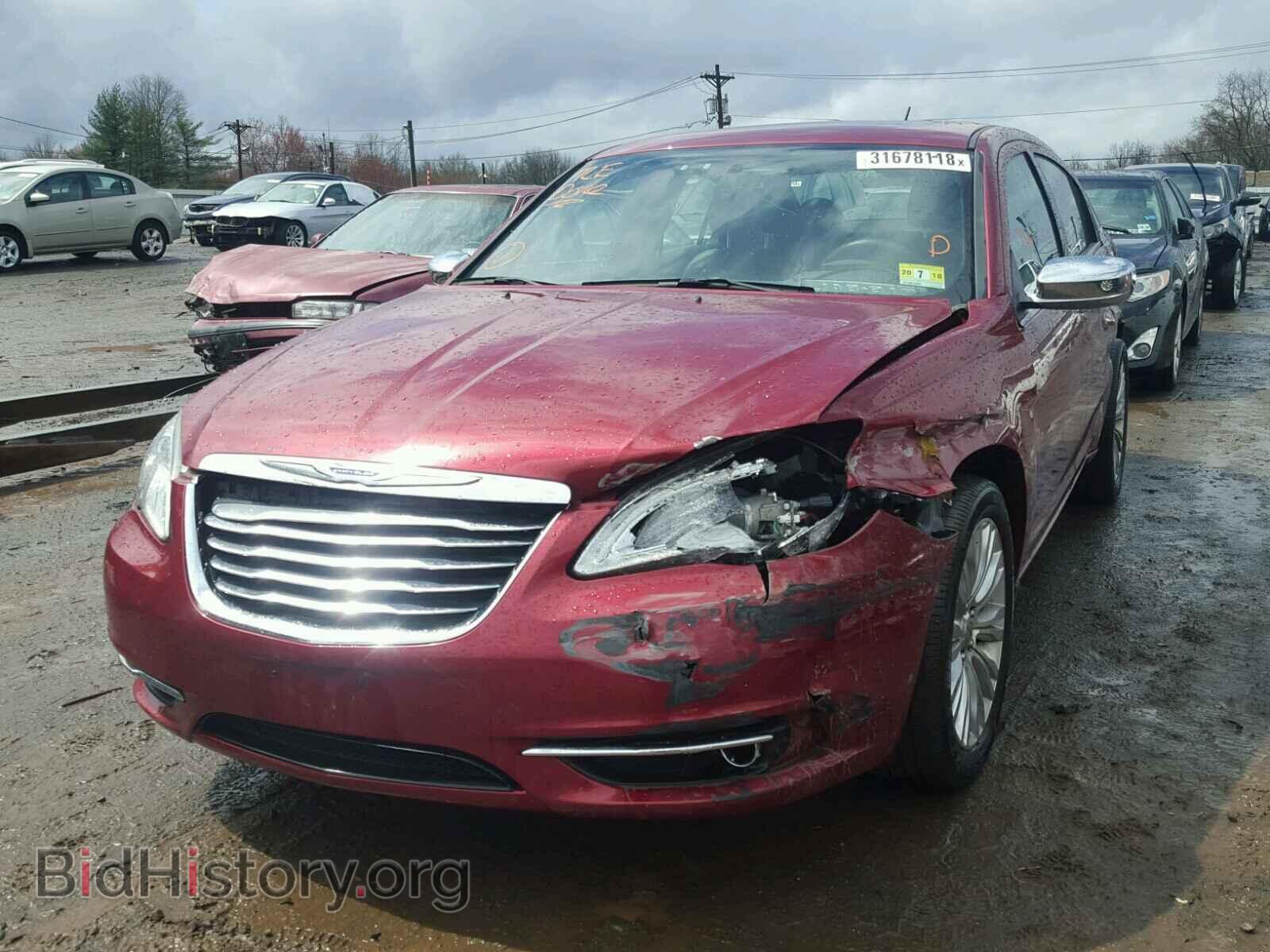 2011 CHRYSLER 200 - VIN: 1C3BC2FG7BN580406 - Фото 2