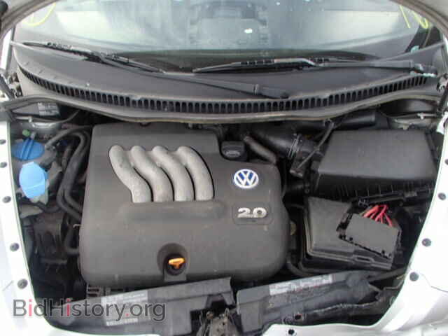 2000 VOLKSWAGEN BEETLE - VIN: 3VWBC21C1YM438973 - Фото 7