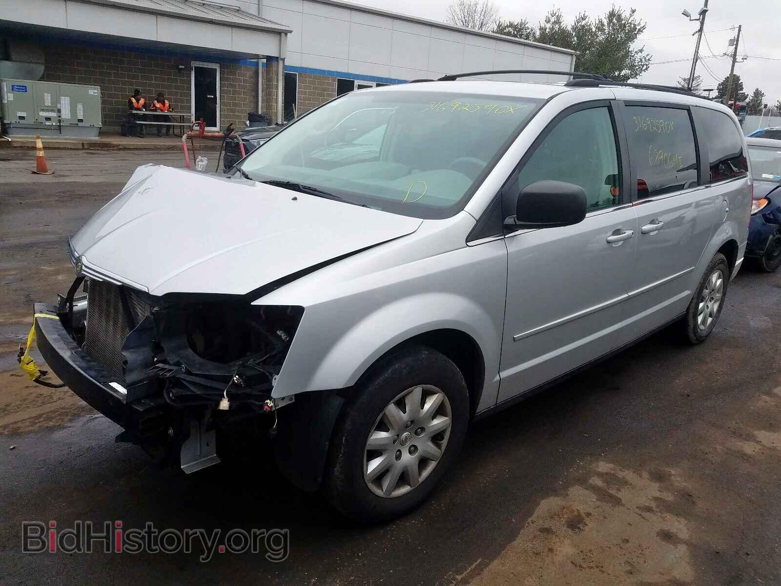 2009 CHRYSLER MINIVAN - VIN: 2A8HR44E39R552139 - Фото 2