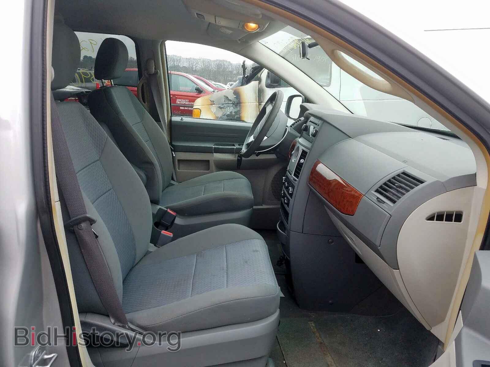 2009 CHRYSLER MINIVAN - VIN: 2A8HR44E39R552139 - Фото 5