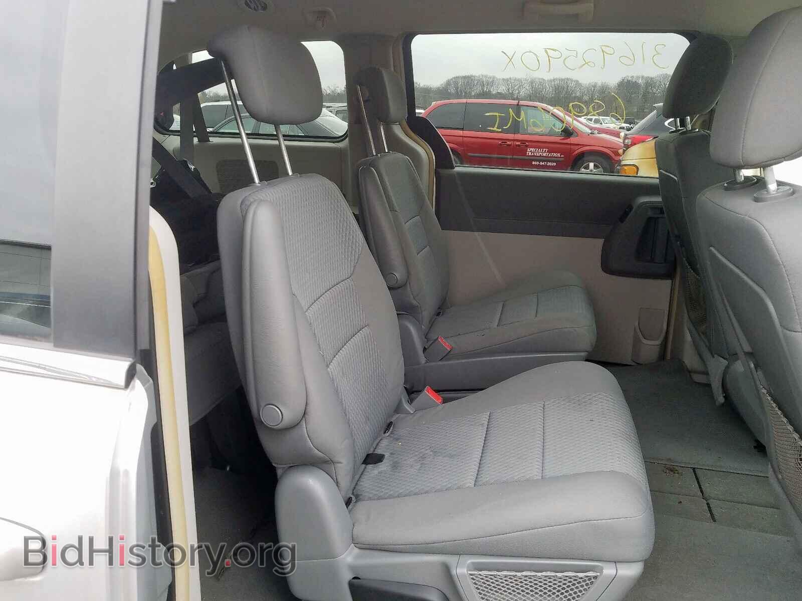 2009 CHRYSLER MINIVAN - VIN: 2A8HR44E39R552139 - Фото 6