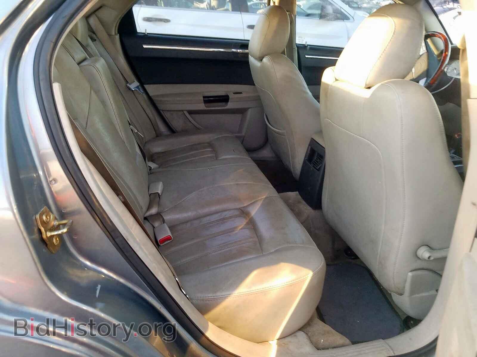 2006 CHRYSLER 300 - VIN: 2C3KA63HX6H477568 - Фото 6