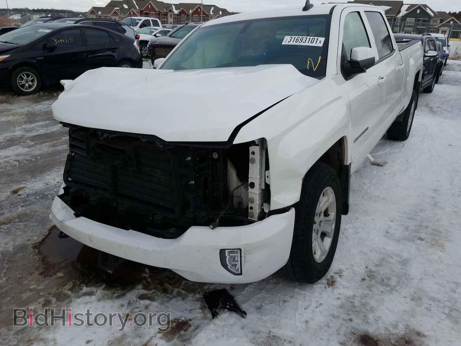 2018 CHEVROLET SILVERADO - VIN: 1GCUKRECXJF246166 - Фото 2