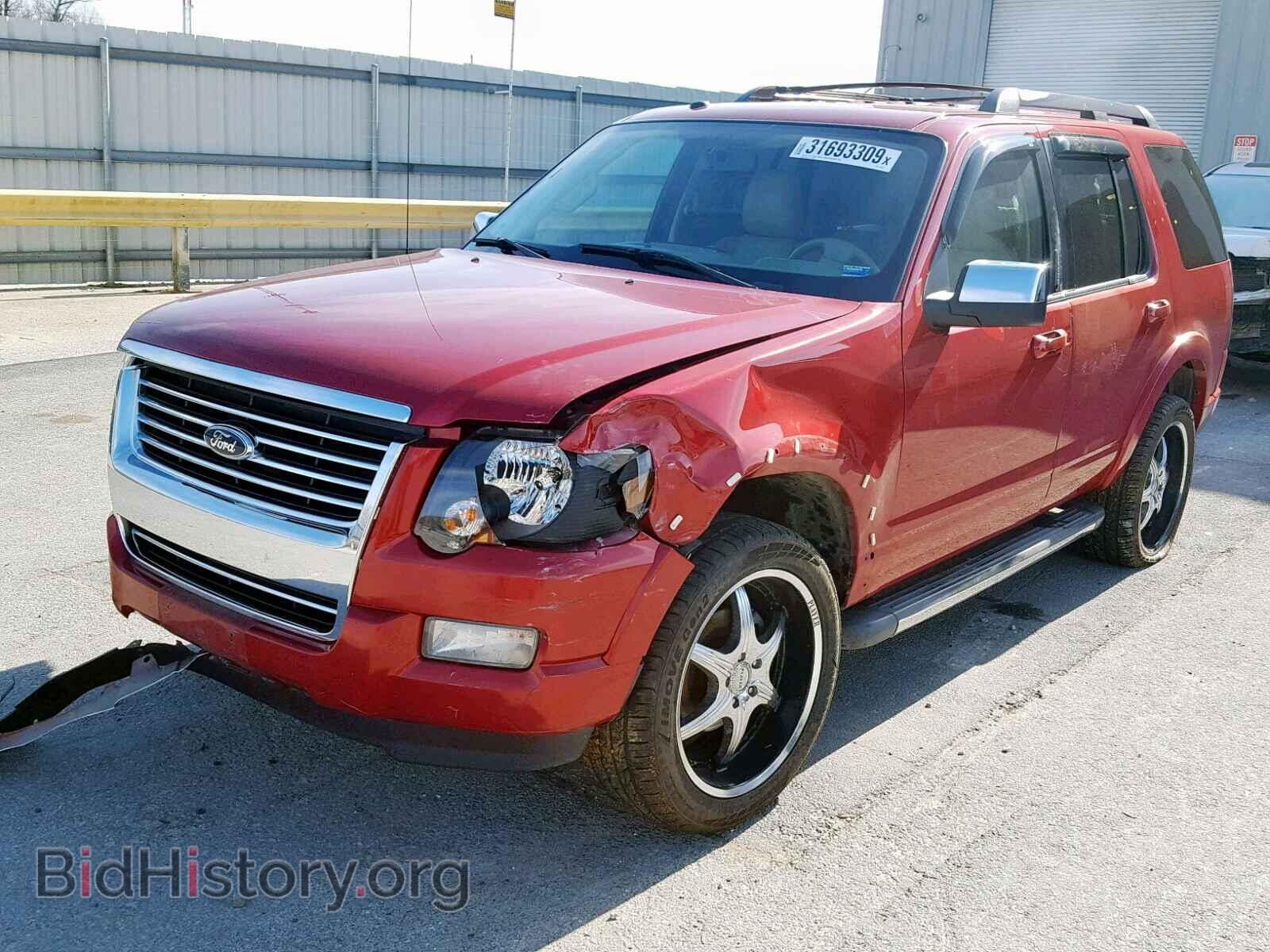 2009 FORD EXPLORER L - VIN: 1FMEU85E49UA32903 - Фото 2