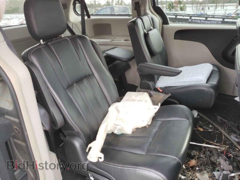 2015 Chrysler MINIVAN (VIN 2C4RC1BG6FR644552) — photo 6 of 10
