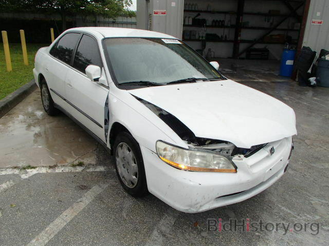 Photo 1HGCG5645XA016281 - HONDA ACCORD 1999