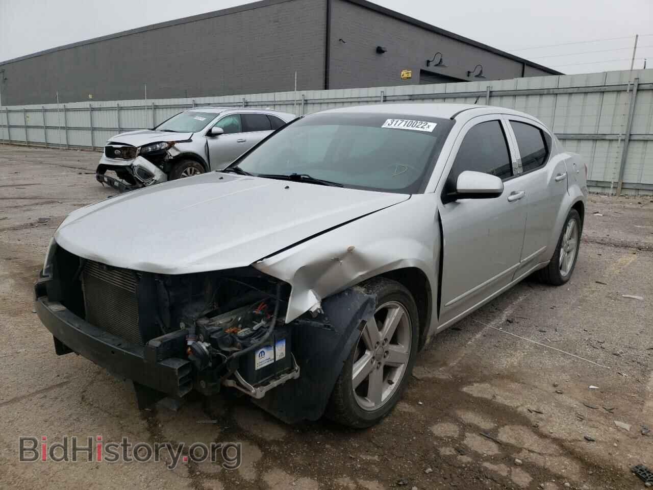 2011 DODGE AVENGER - VIN: 1B3BD1FB6BN556834 - Photo 2