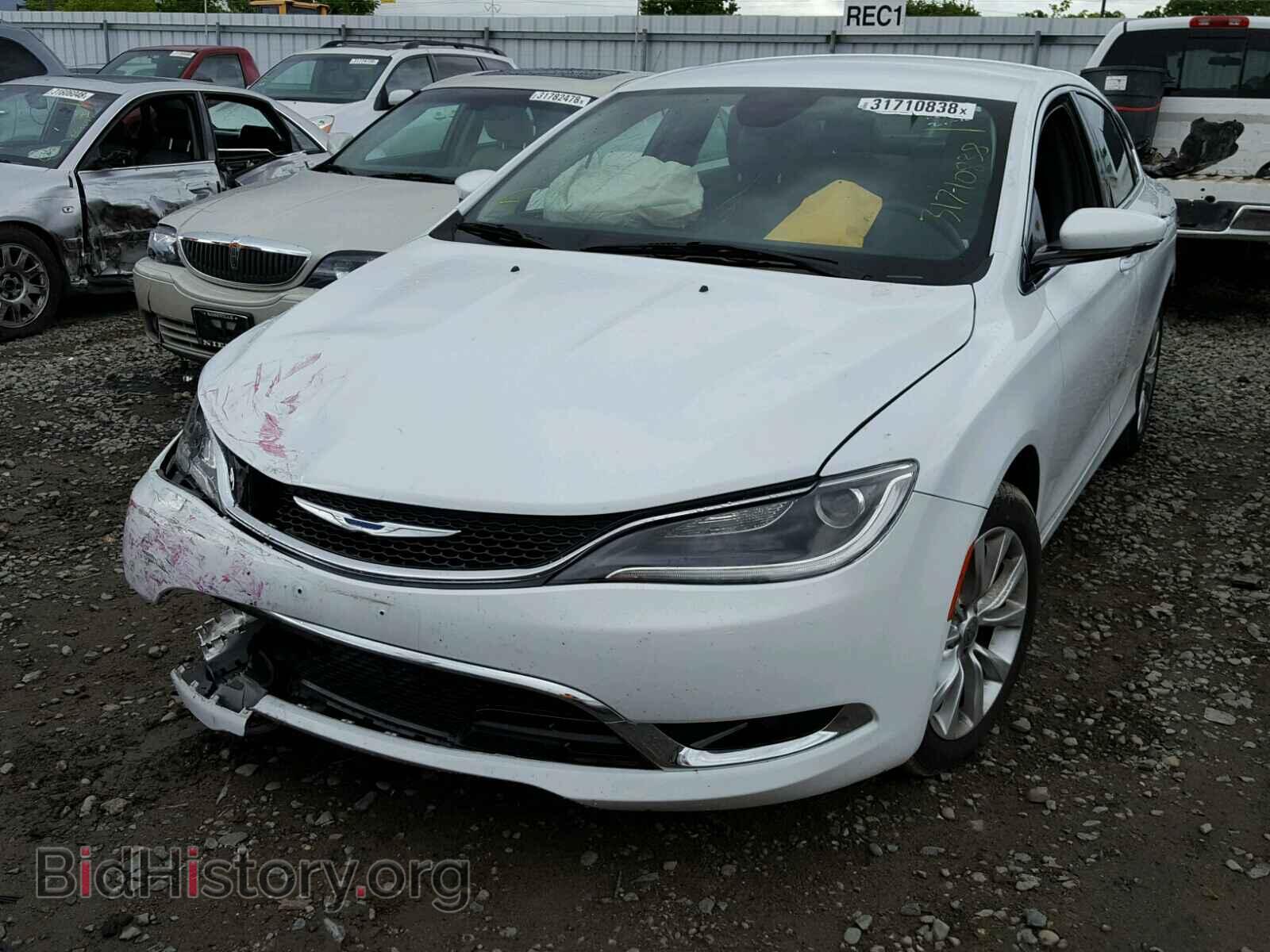 2015 CHRYSLER 200 - VIN: 1C3CCCCB9FN714938 - Photo 2