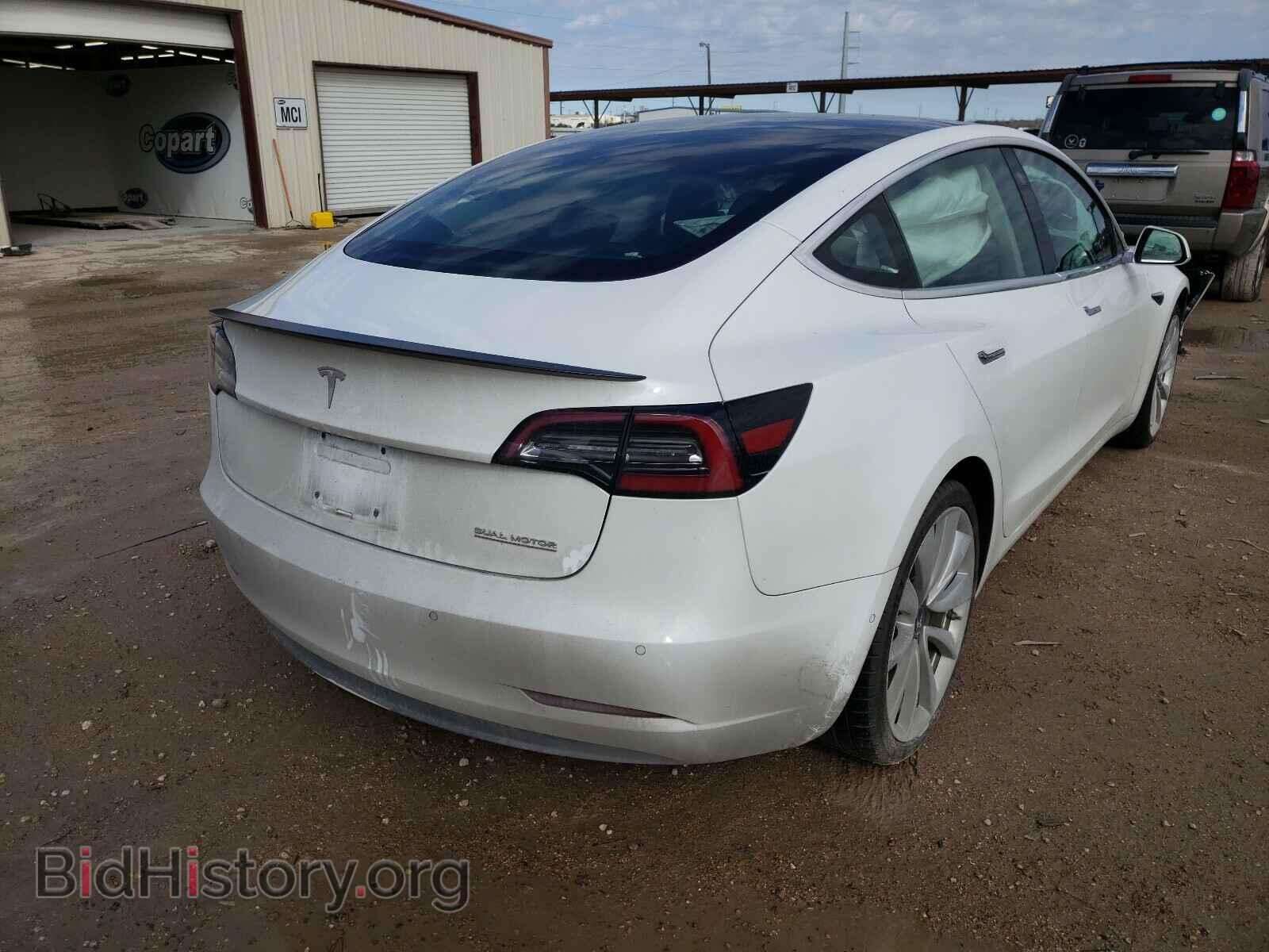 2018 TESLA MODEL 3 - VIN: 5YJ3E1EB9JF106433 - Photo 4