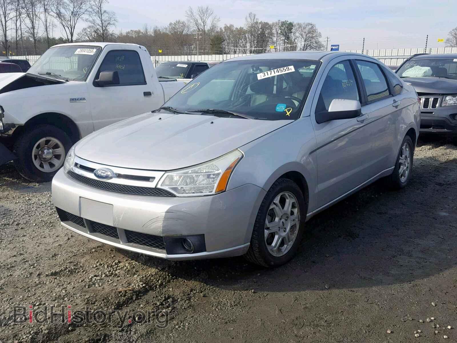 2009 FORD FOCUS - VIN: 1FAHP36N09W215073 - Фото 2