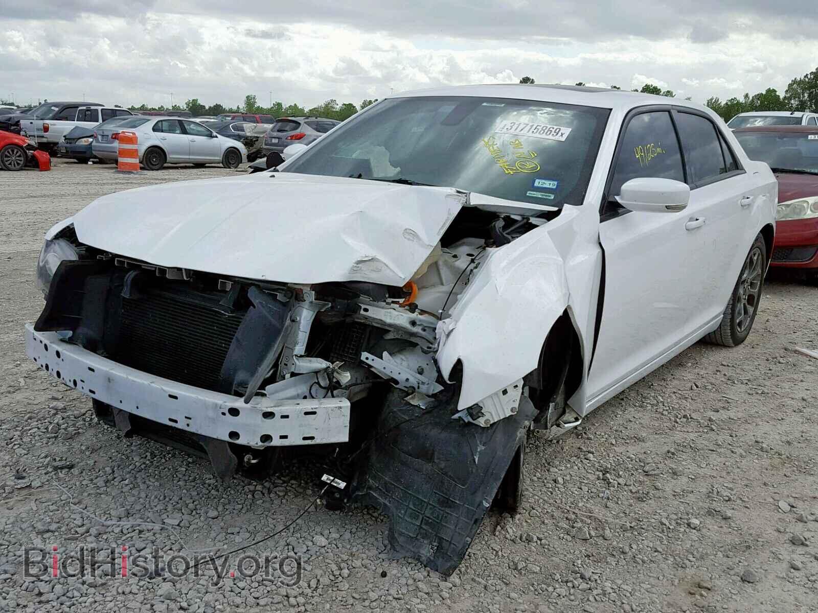 2015 CHRYSLER 300 - VIN: 2C3CCAGG2FH932318 - Фото 2