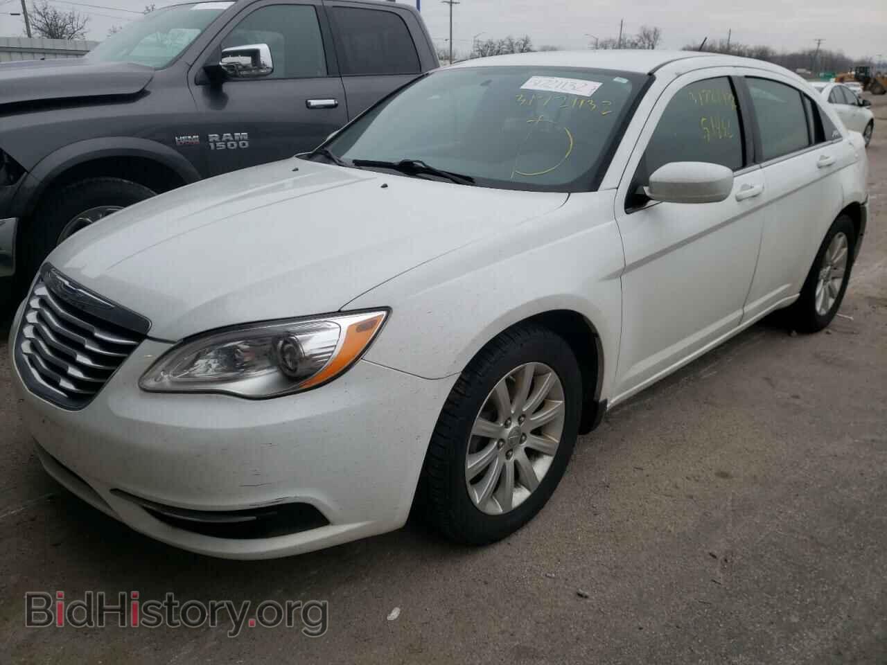 2012 CHRYSLER 200 - VIN: 1C3CCBBG2CN241967 - Фото 2