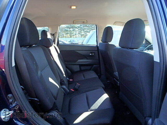 2014 MITSUBISHI OUTLANDER - VIN: JA4AD2A38EZ006073 - Фото 6