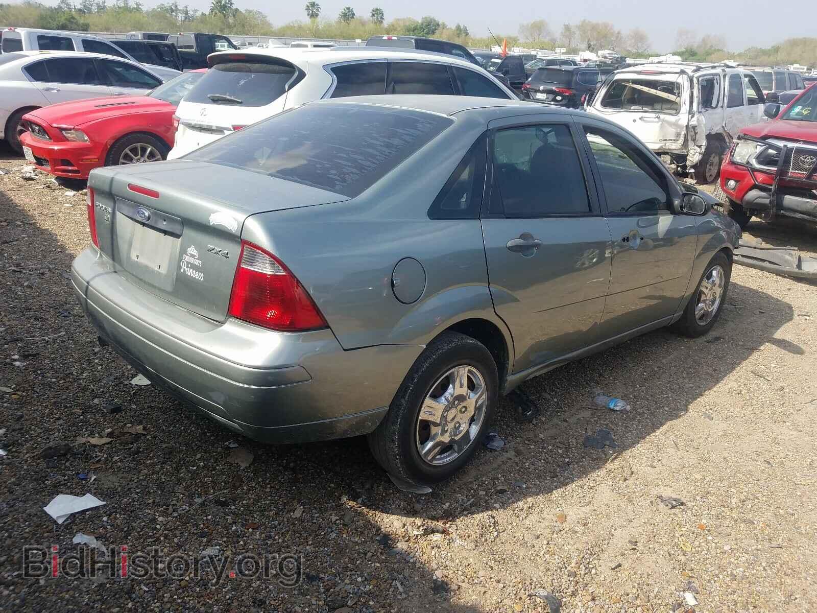 2006 FORD FOCUS - VIN: 1FAFP34N66W190881 - Фото 4