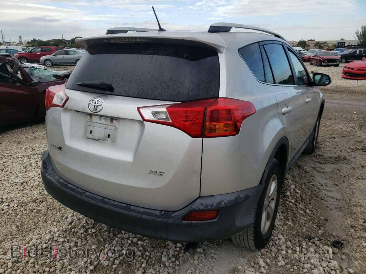 2013 TOYOTA RAV4 - VIN: 2T3WFREV2DW070652 - Фото 4