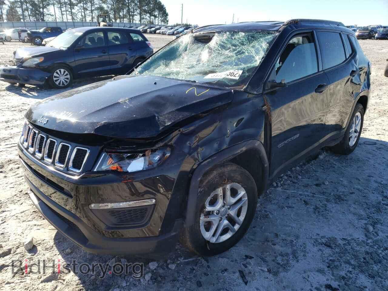 2018 JEEP COMPASS - VIN: 3C4NJCAB1JT181585 - Фото 2