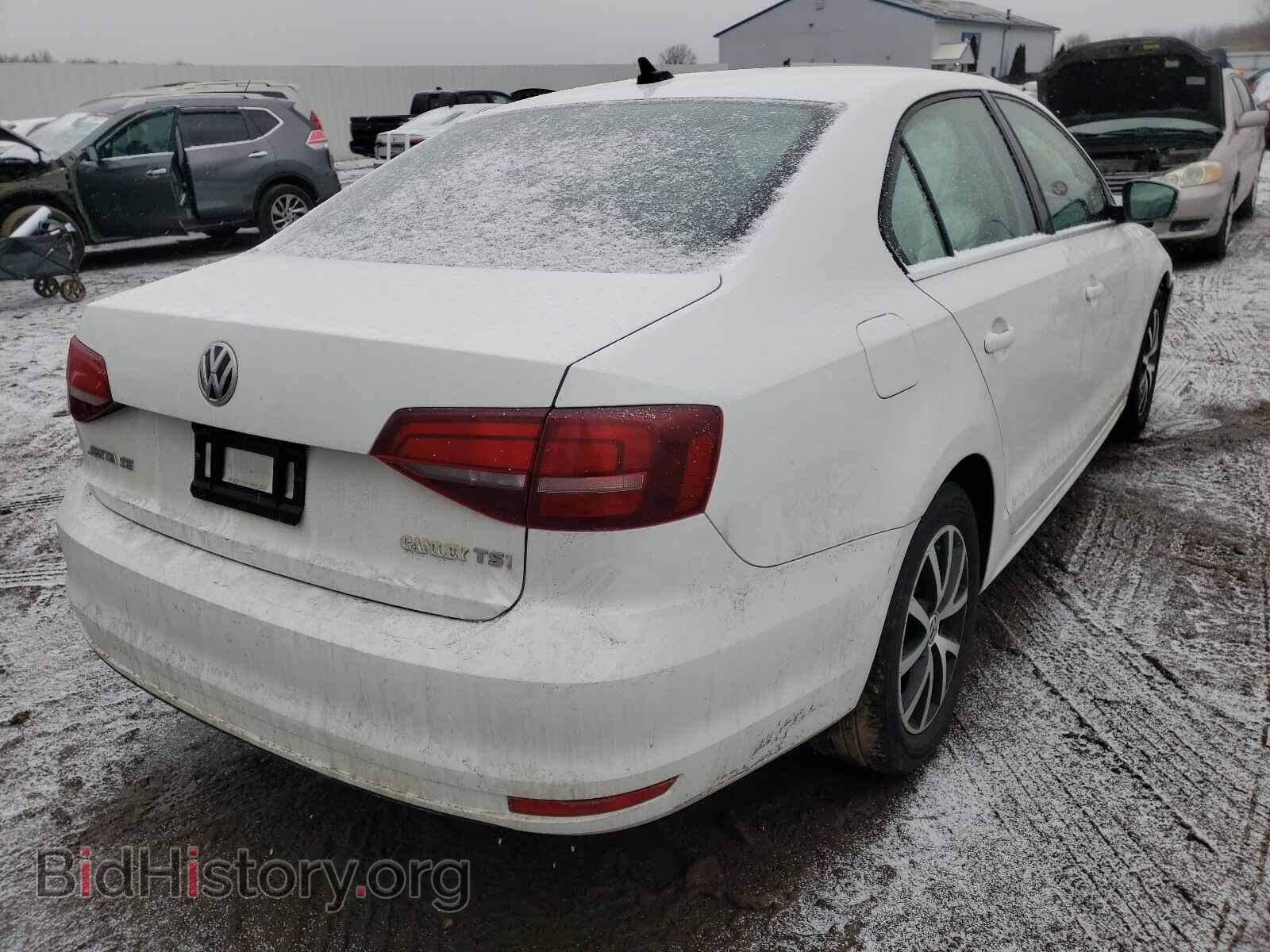 2017 VOLKSWAGEN JETTA - VIN: 3VWDB7AJ9HM230962 - Фото 4