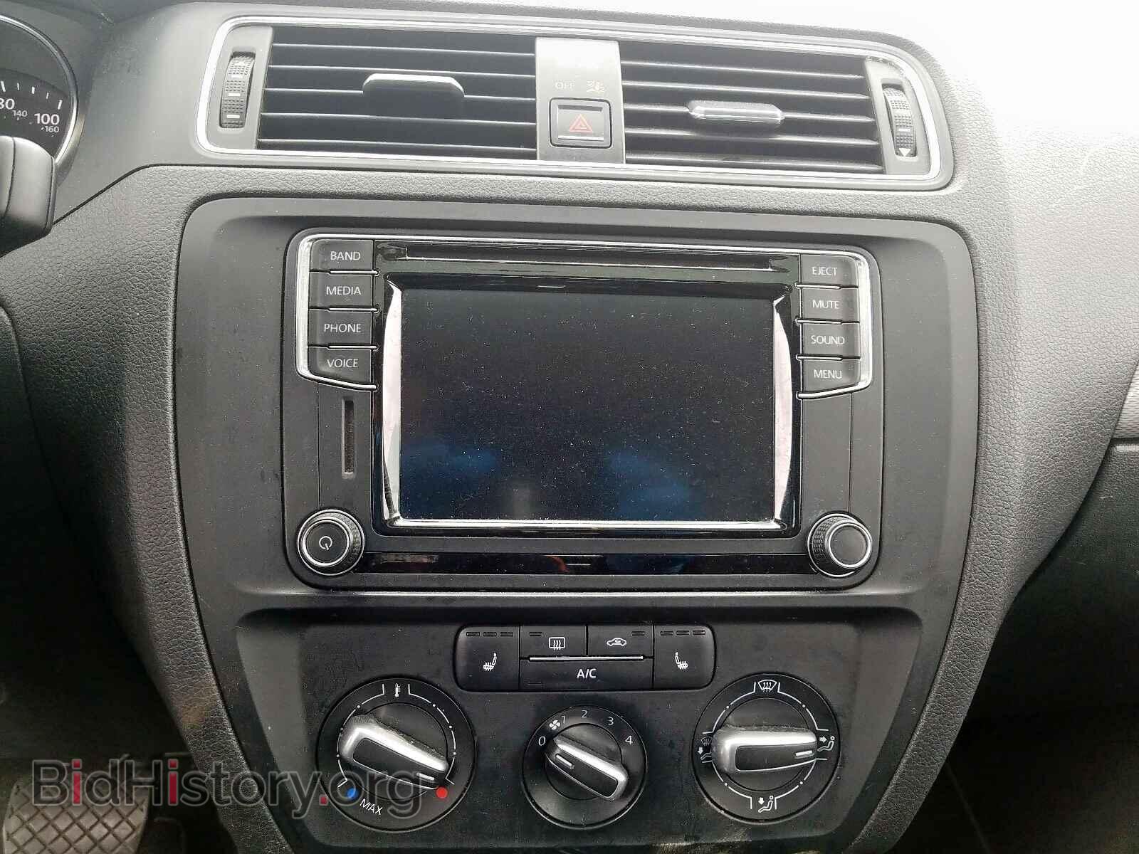 2017 VOLKSWAGEN JETTA - VIN: 3VWDB7AJ2HM413233 - Фото 9