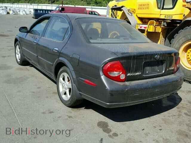 2000 NISSAN MAXIMA - VIN: JN1CA31A3YT218448 - Фото 3