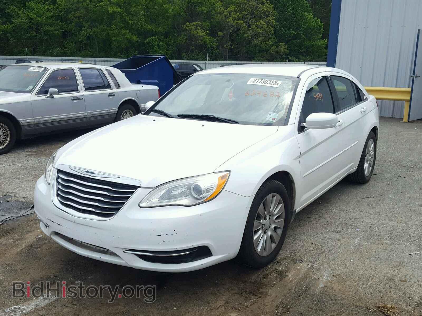 2013 CHRYSLER 200 - VIN: 1C3CCBAB7DN624682 - Photo 2