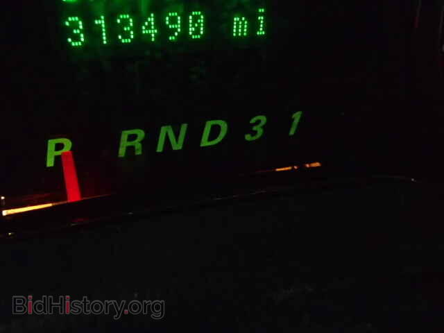 2004 FORD FREESTAR - VIN: 2FMDA58284BA55751 - Фото 8